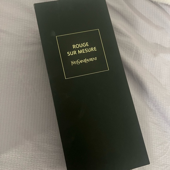 REPOST - YSL Lipstick Creator - Saint Laurent - Picture 2 of 3